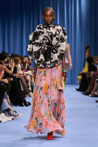 Look 29